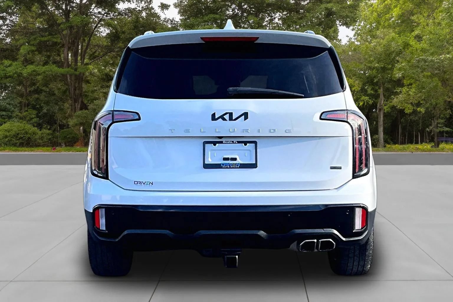 Used 2024 Kia Telluride EX AWD/4WD image 4