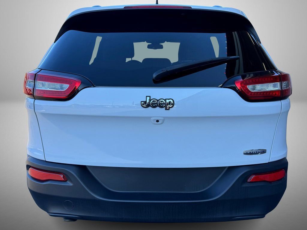 Used 2017 Jeep Cherokee Latitude w/ Comfort/Convenience Group image 8