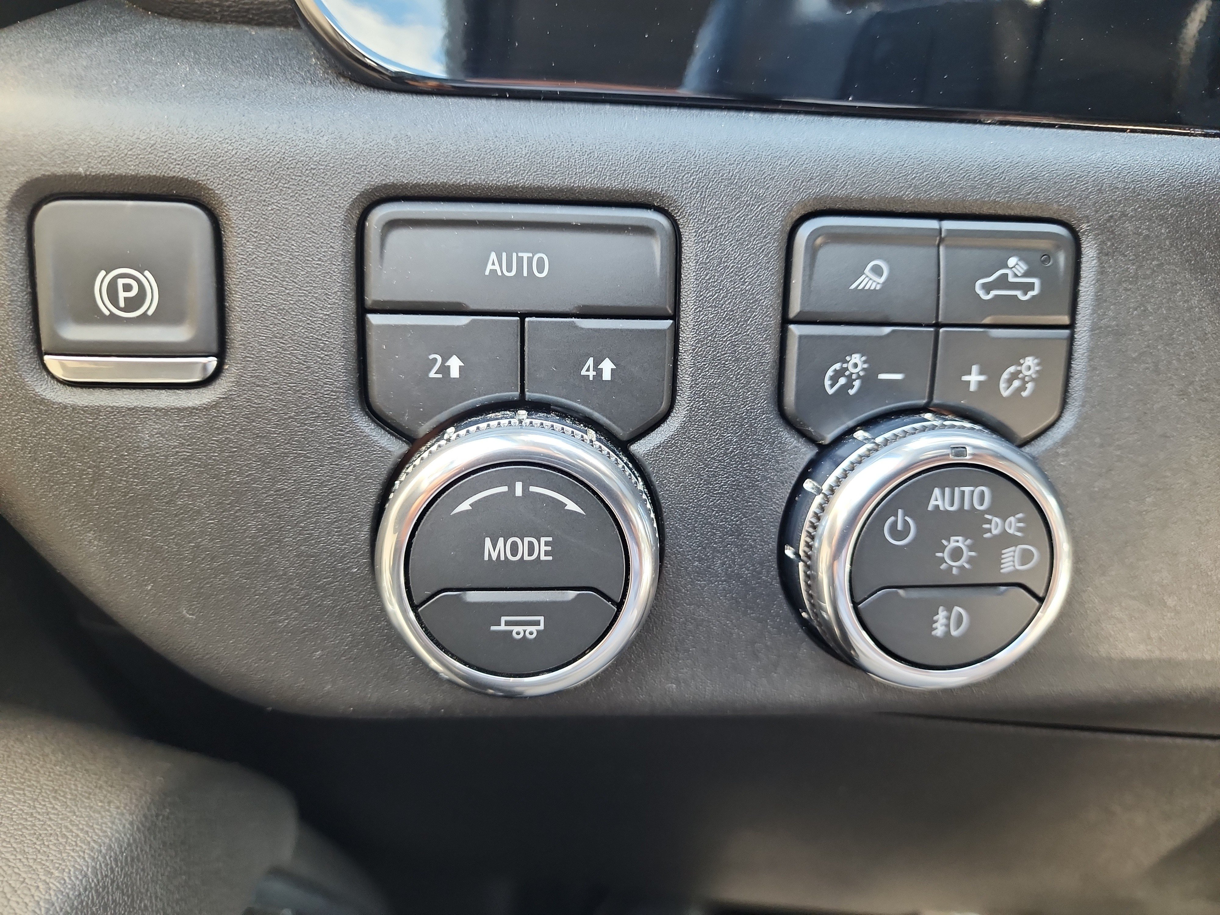 Certified 2026 GMC Sierra 1500 Elevation w/ Elevation Premium Package AWD/4WD image 23
