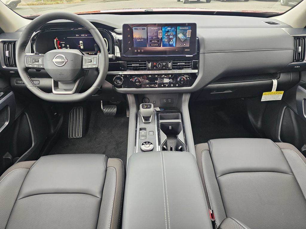 New 2026 Nissan Pathfinder SL AWD/4WD image 9