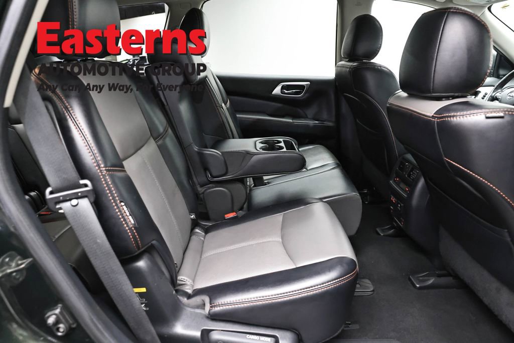 Used 2020 Nissan Pathfinder SL AWD/4WD image 27