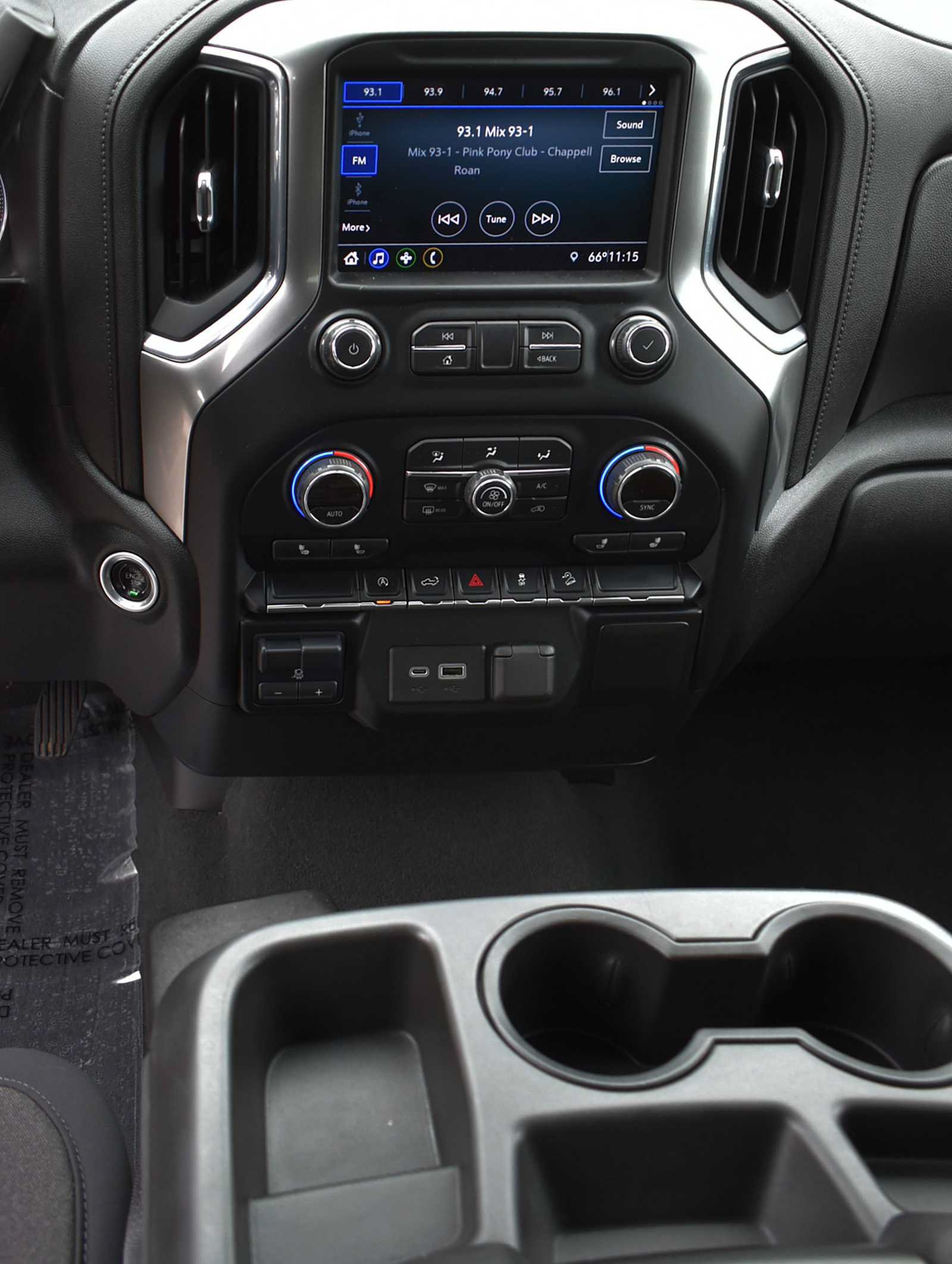 Used 2021 Chevrolet Silverado 1500 RST w/ Z71 Off-Road Package AWD/4WD image 14