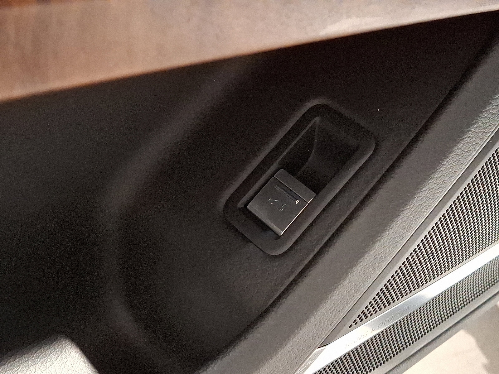 Used 2022 Audi A8 L 3.0T w/ Executive Package image 26