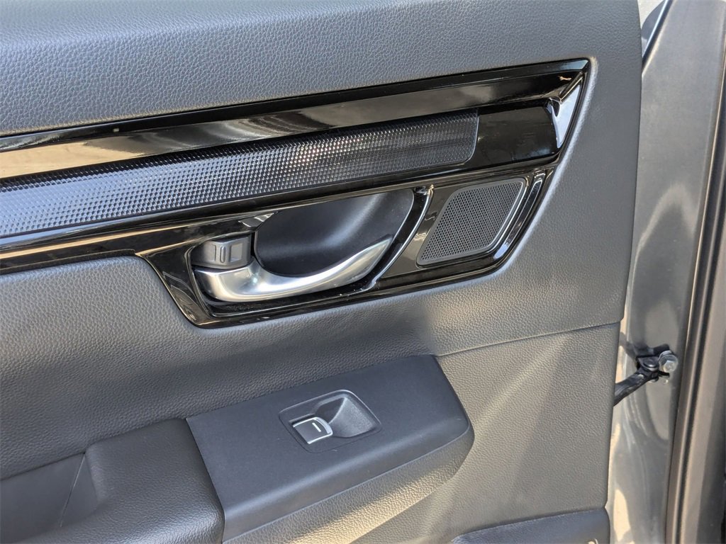 Used 2025 Honda CR-V EX-L image 24