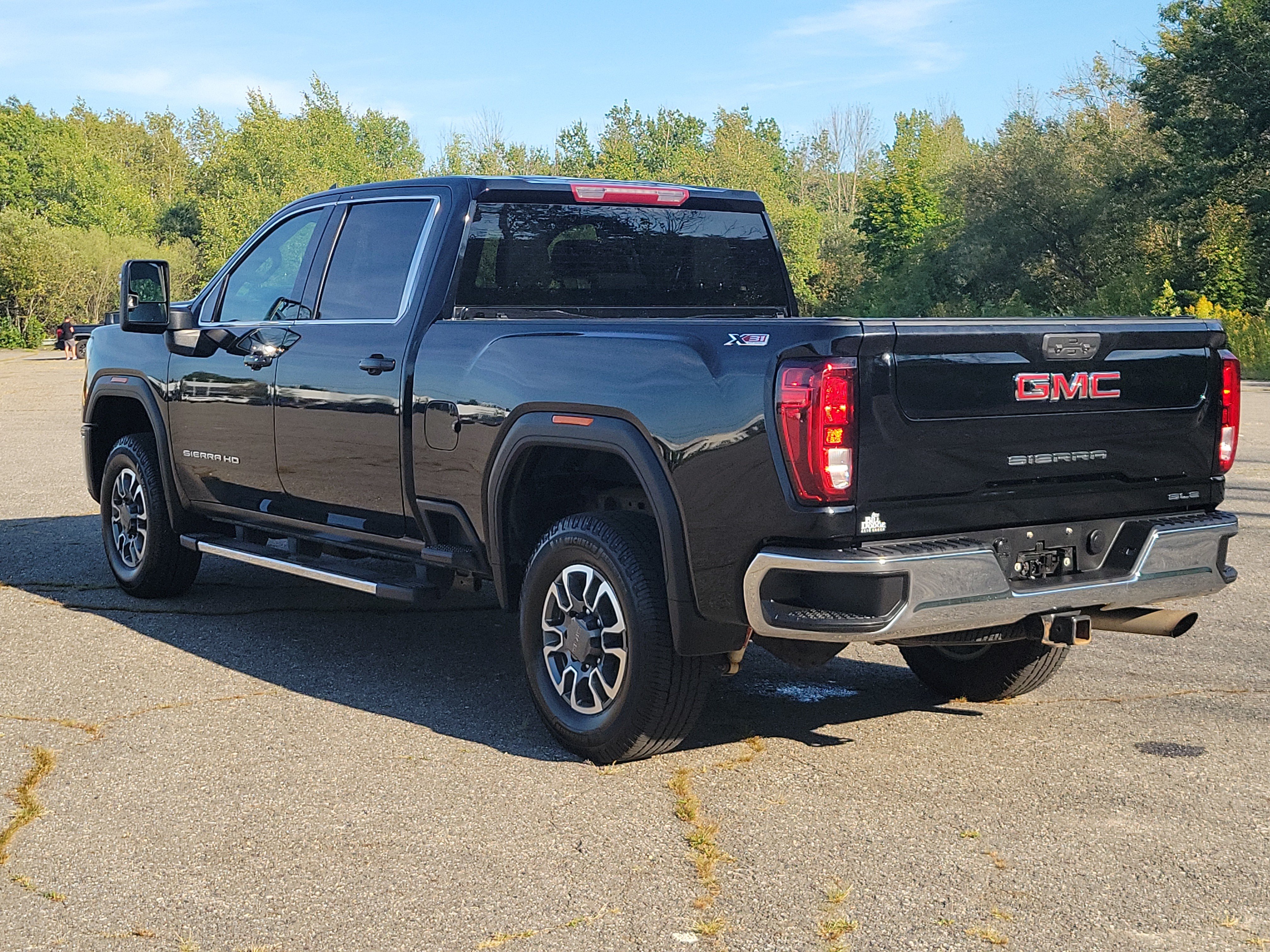 Used 2024 GMC Sierra 2500 SLE w/ SLE Value Package; AWD/4WD image 7