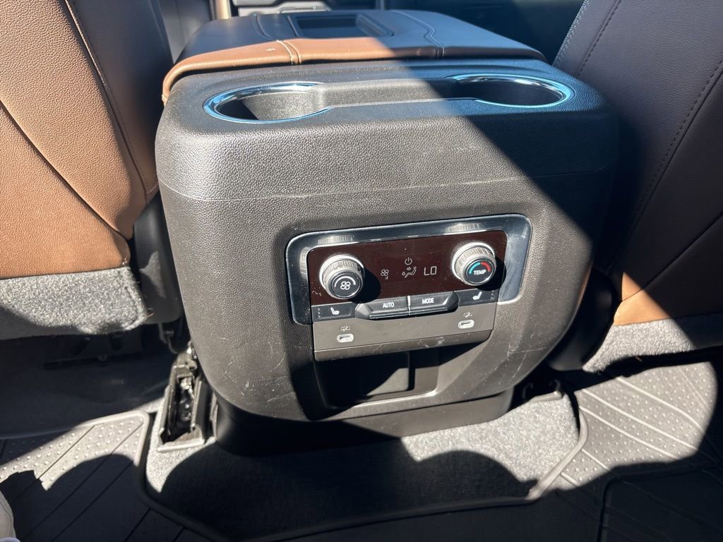 Used 2023 Chevrolet Tahoe High Country w/ LPO, Illumination Package image 40