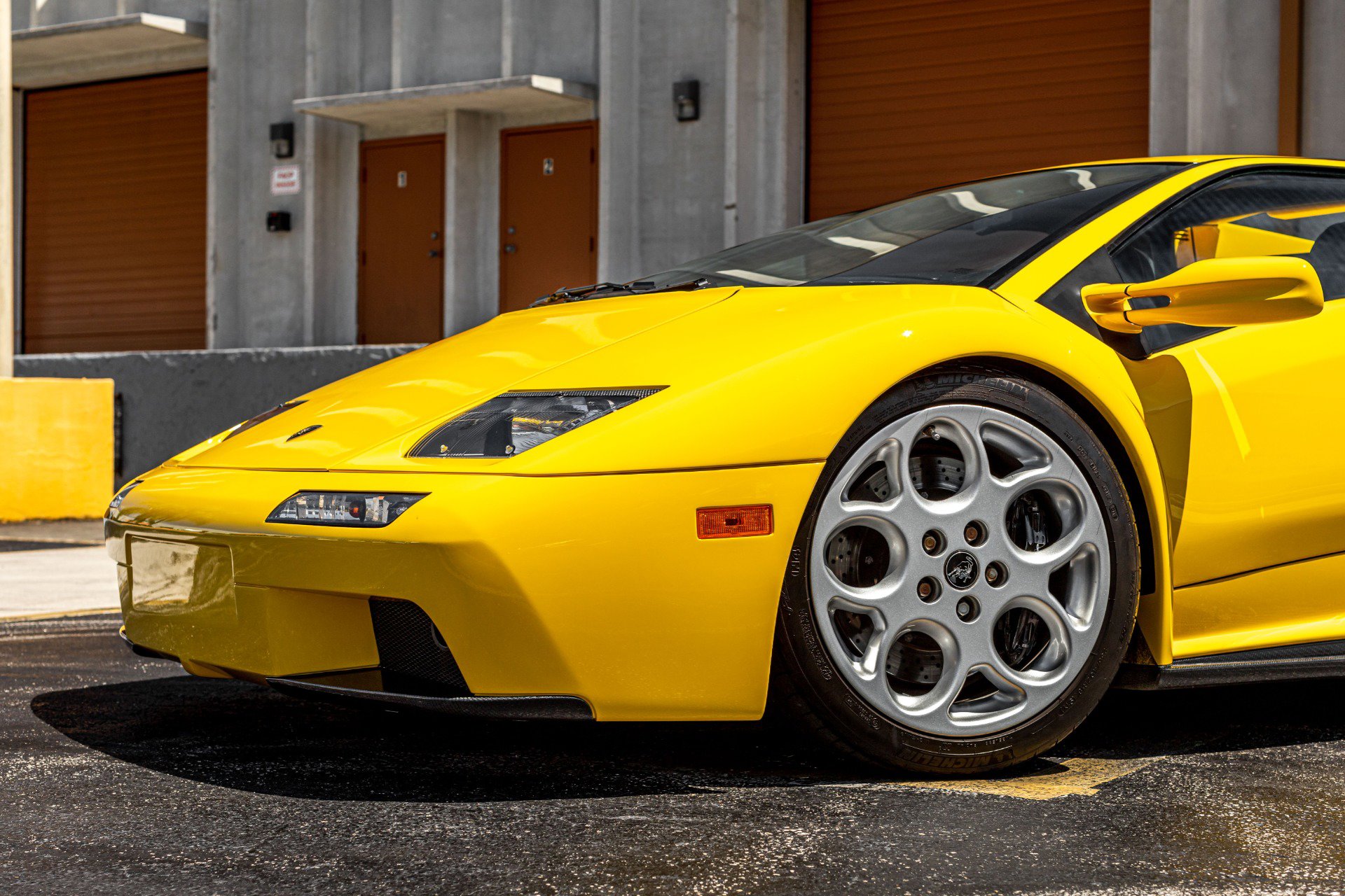 Used 2001 Lamborghini Diablo VT image 32