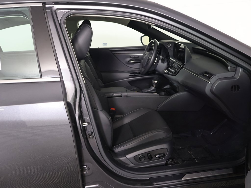 Used 2025 Lexus ES 350 w/ Premium Package image 31