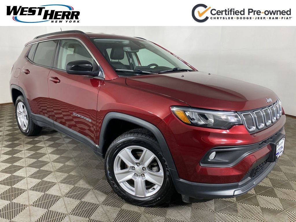 Used 2022 Jeep Compass Latitude w/ Convenience Group AWD/4WD image 1