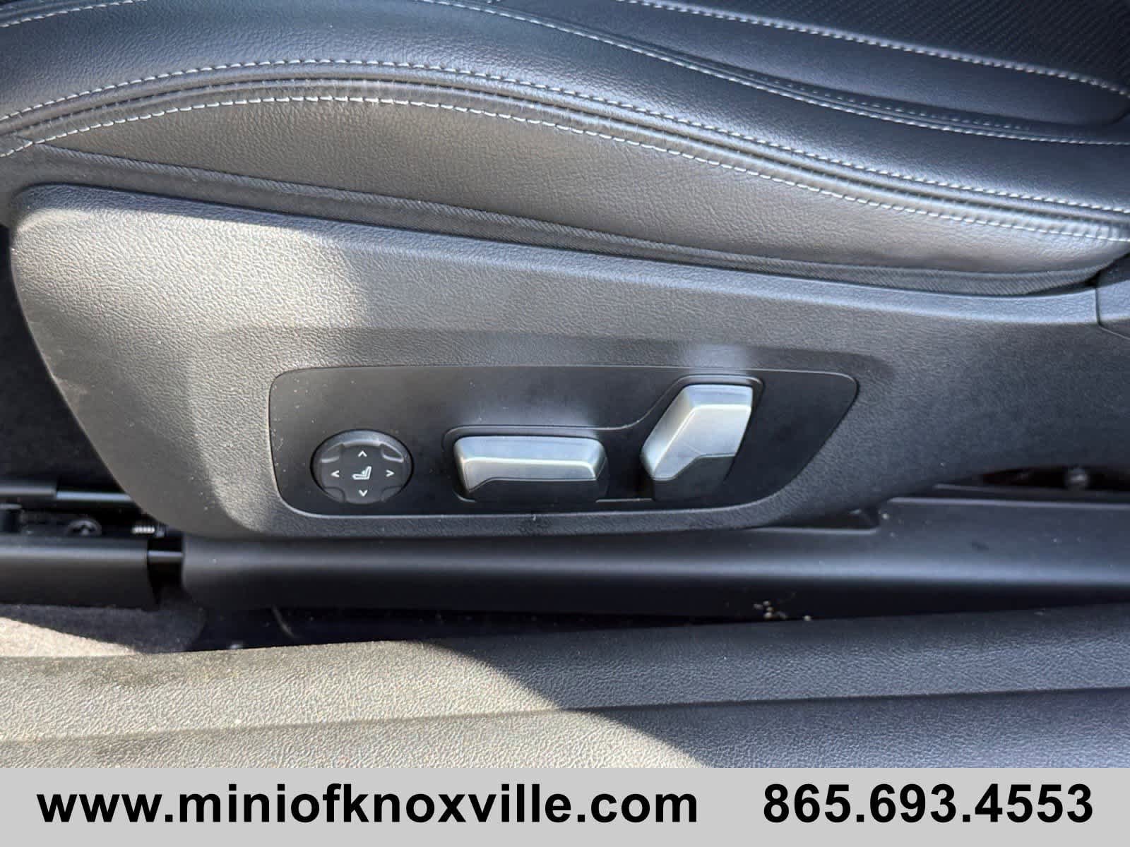 Used 2024 BMW 430i xDrive Coupe w/ M Sport Package AWD/4WD image 11