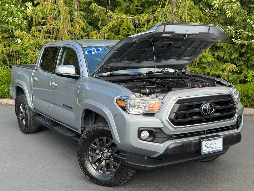 Used 2021 Toyota Tacoma SR5 w/ Technology Package AWD/4WD image 40