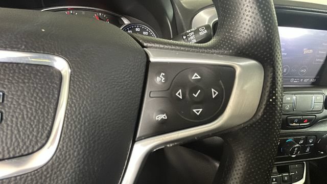 Used 2023 GMC Terrain SLE w/ Driver Convenience Package AWD/4WD image 17