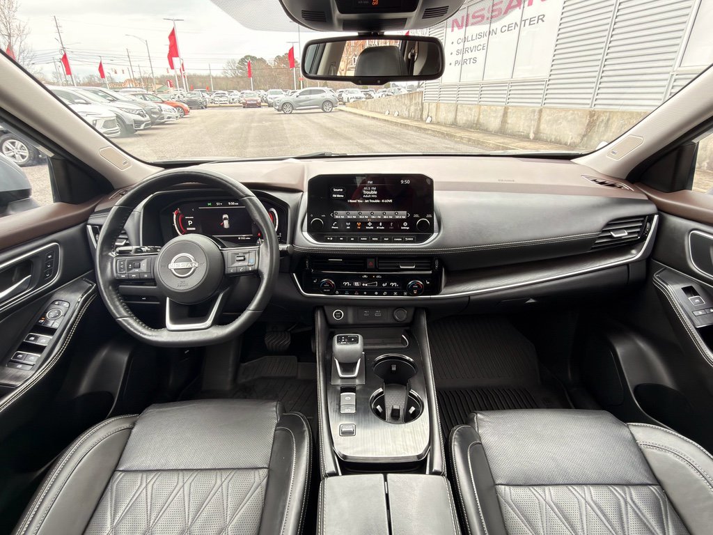 Used 2022 Nissan Rogue Platinum w/ Head-Up Display Package image 12