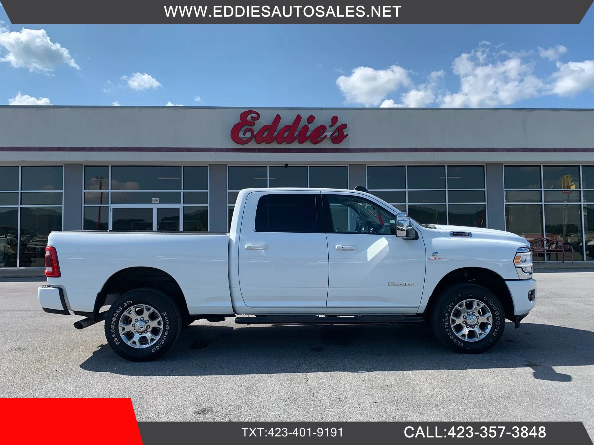 Used 2024 RAM 2500 Laramie AWD/4WD image 1