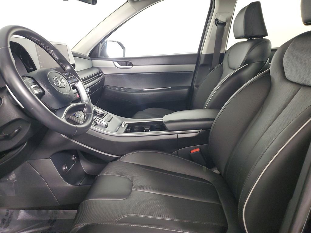 Used 2025 Hyundai Palisade SEL FWD image 19