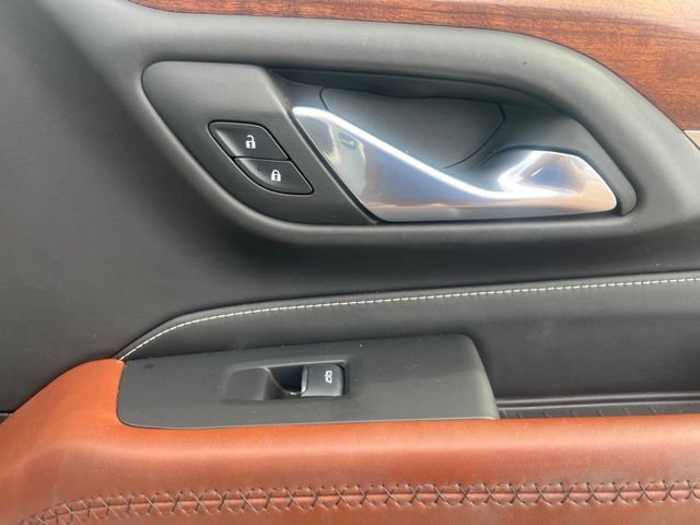 Used 2024 GMC Yukon Denali Ultimate AWD/4WD image 19