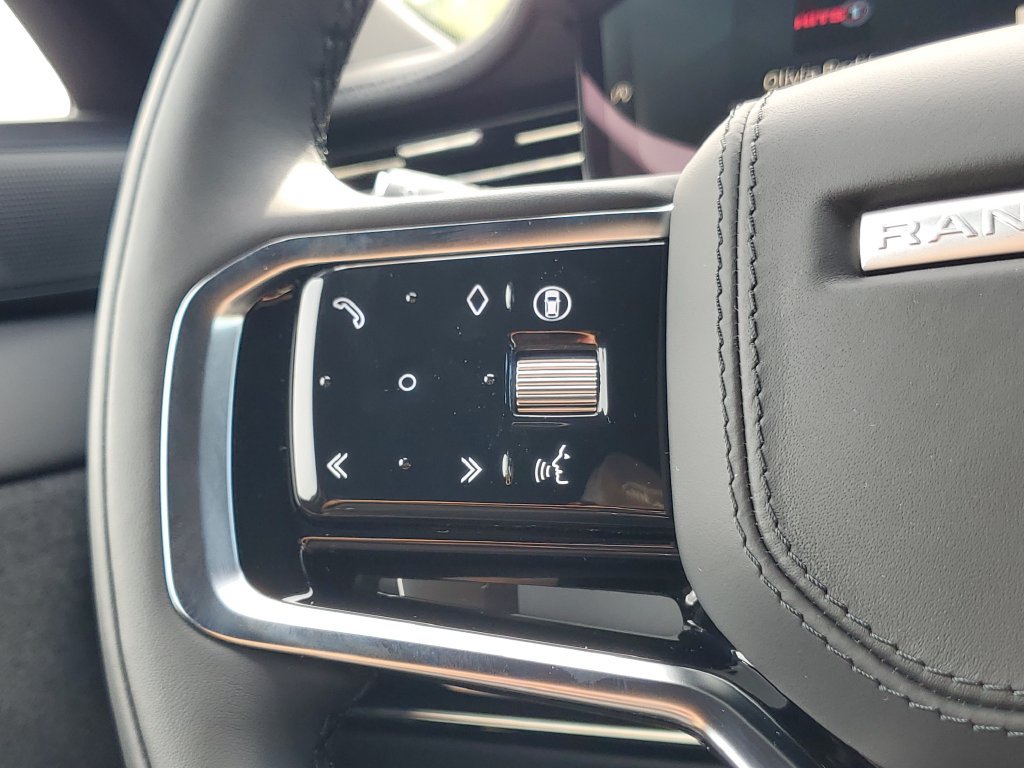 New 2026 Land Rover Range Rover Sport SE AWD/4WD image 16