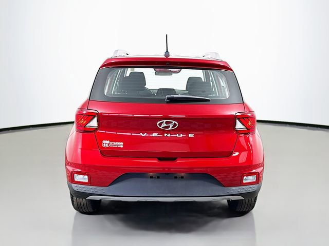 Used 2024 Hyundai Venue SEL image 7