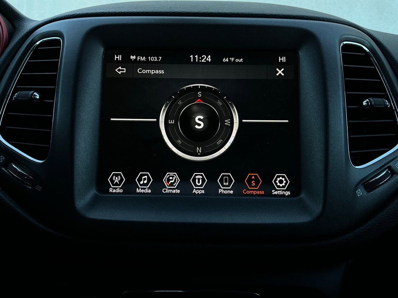 Used 2019 Jeep Compass Trailhawk image 28