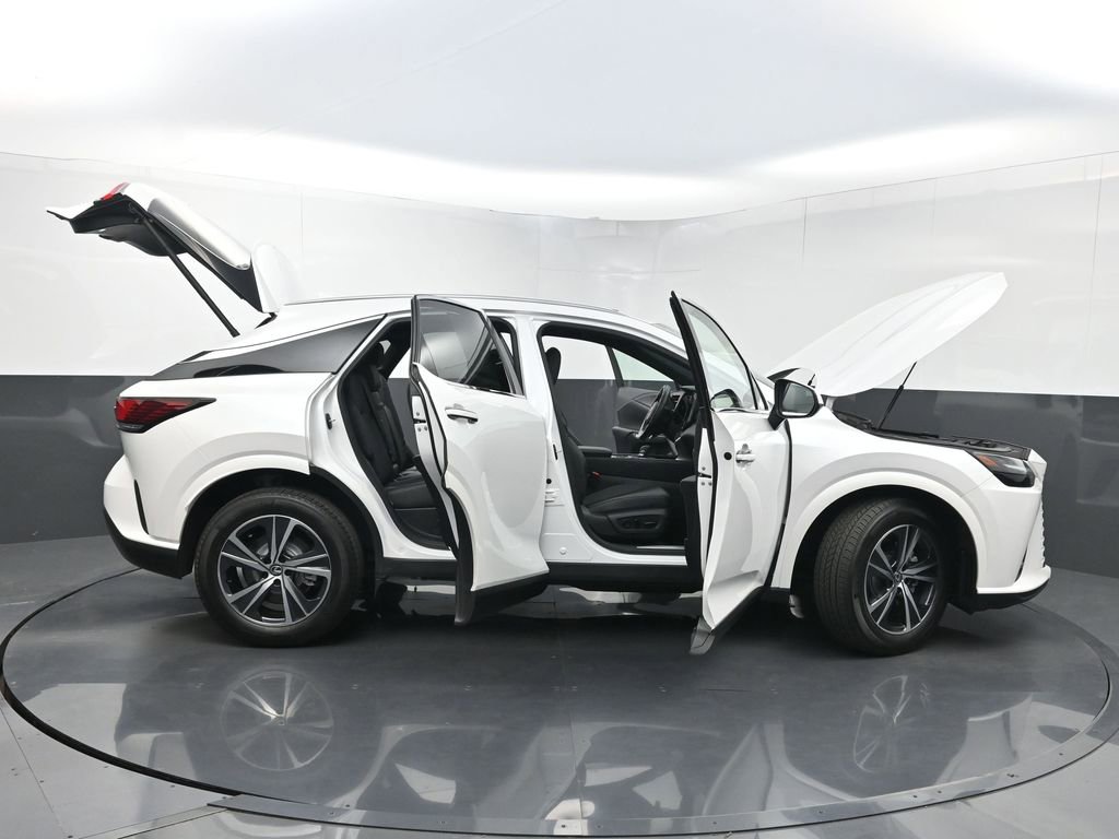 Used 2023 Lexus RX 350h w/ Accessory Package (Z1) image 36