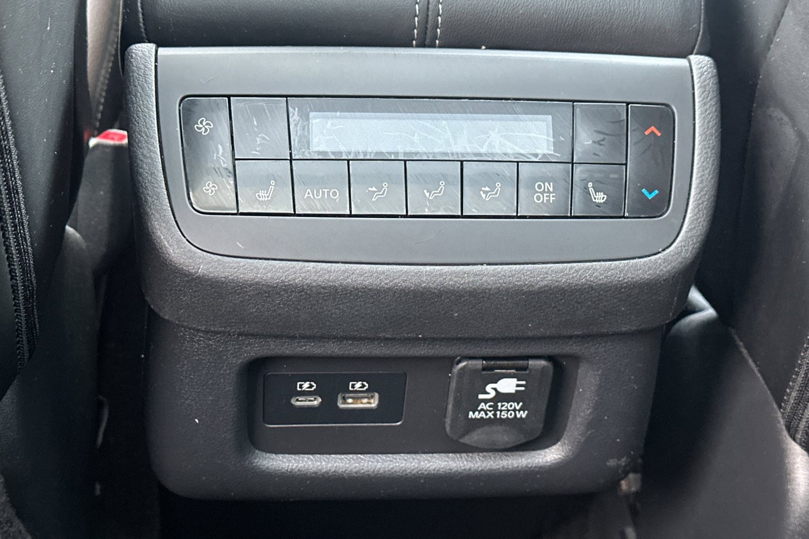 Used 2023 Nissan Pathfinder Platinum image 46