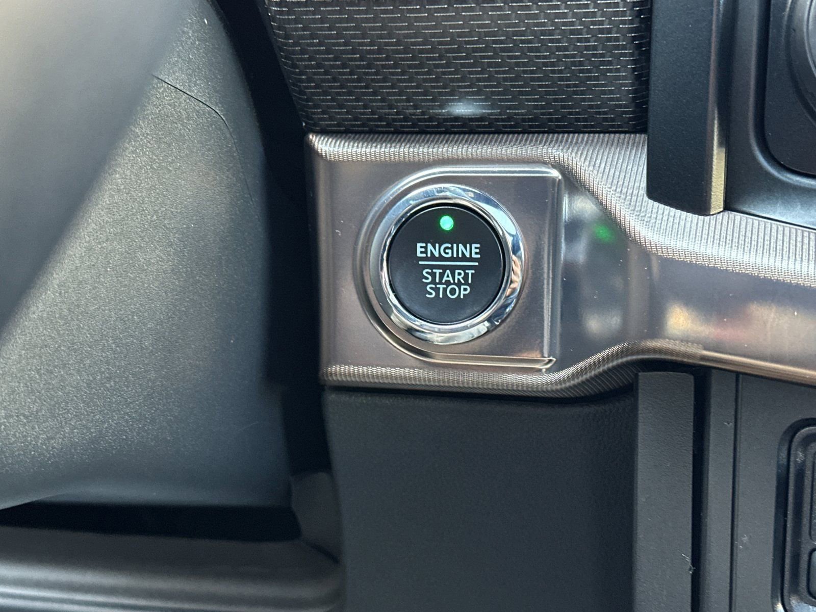 Used 2023 Ford F150 Raptor w/ Raptor Carbon Fiber Package image 26