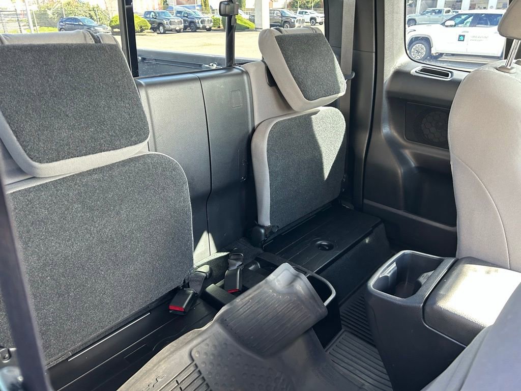 Certified 2018 Toyota Tacoma SR5 w/ SR5 Appearance Package (SM) AWD/4WD image 14