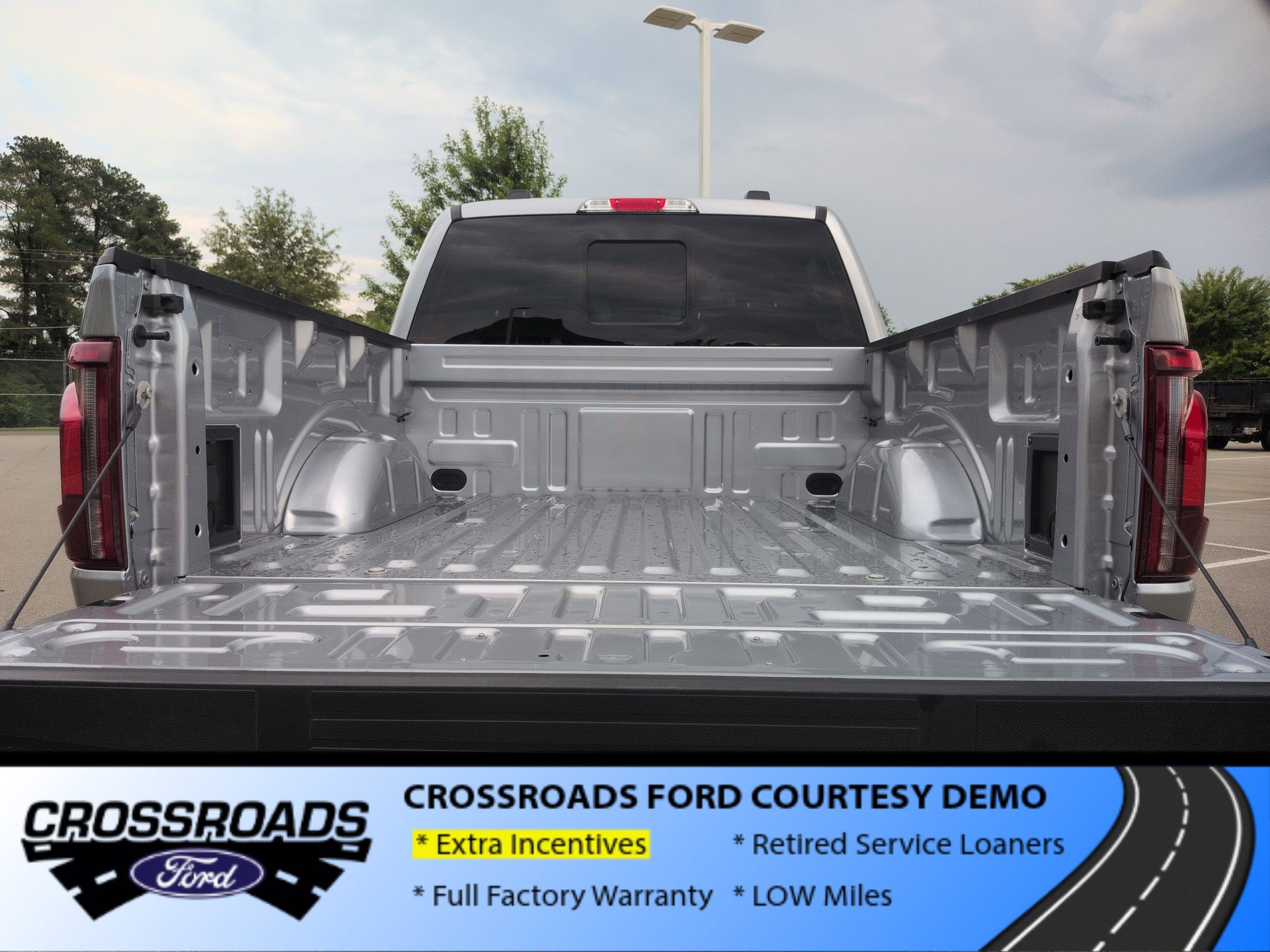 New 2026 Ford F150 Lariat w/ Equipment Group 501A Mid AWD/4WD image 32