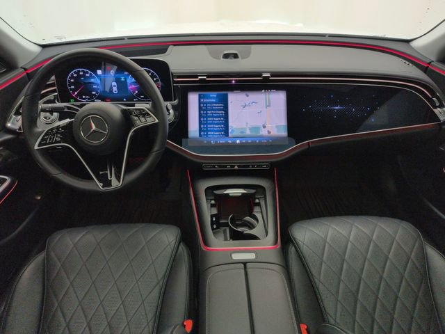Used 2024 Mercedes-Benz E 350 4MATIC Sedan image 24