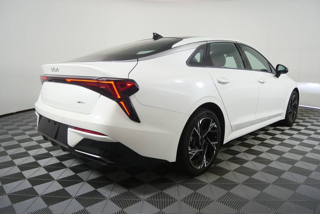 Used 2025 Kia K5 GT-Line w/ GT-Line Premium Package FWD image 3