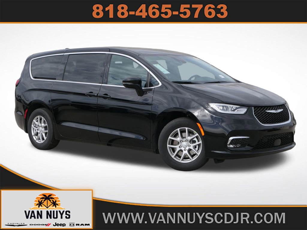 New 2026 Chrysler Pacifica Select FWD image 1