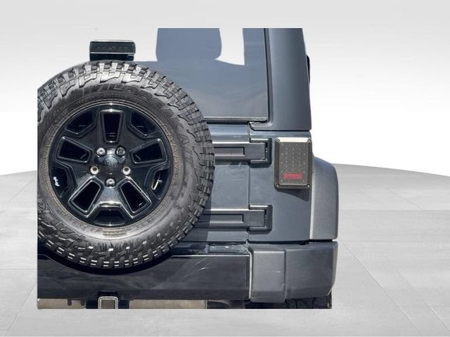 Used 2017 Jeep Wrangler Sport AWD/4WD image 5