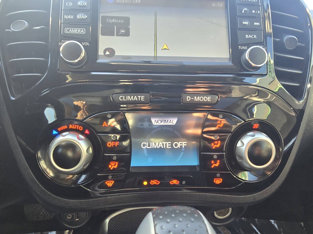 Used 2017 Nissan Juke SV w/ Technology Package FWD image 28