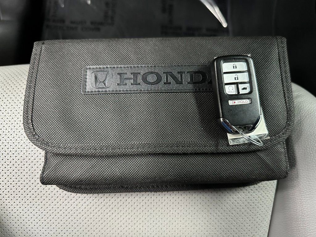 Used 2025 Honda Passport EX-L image 41