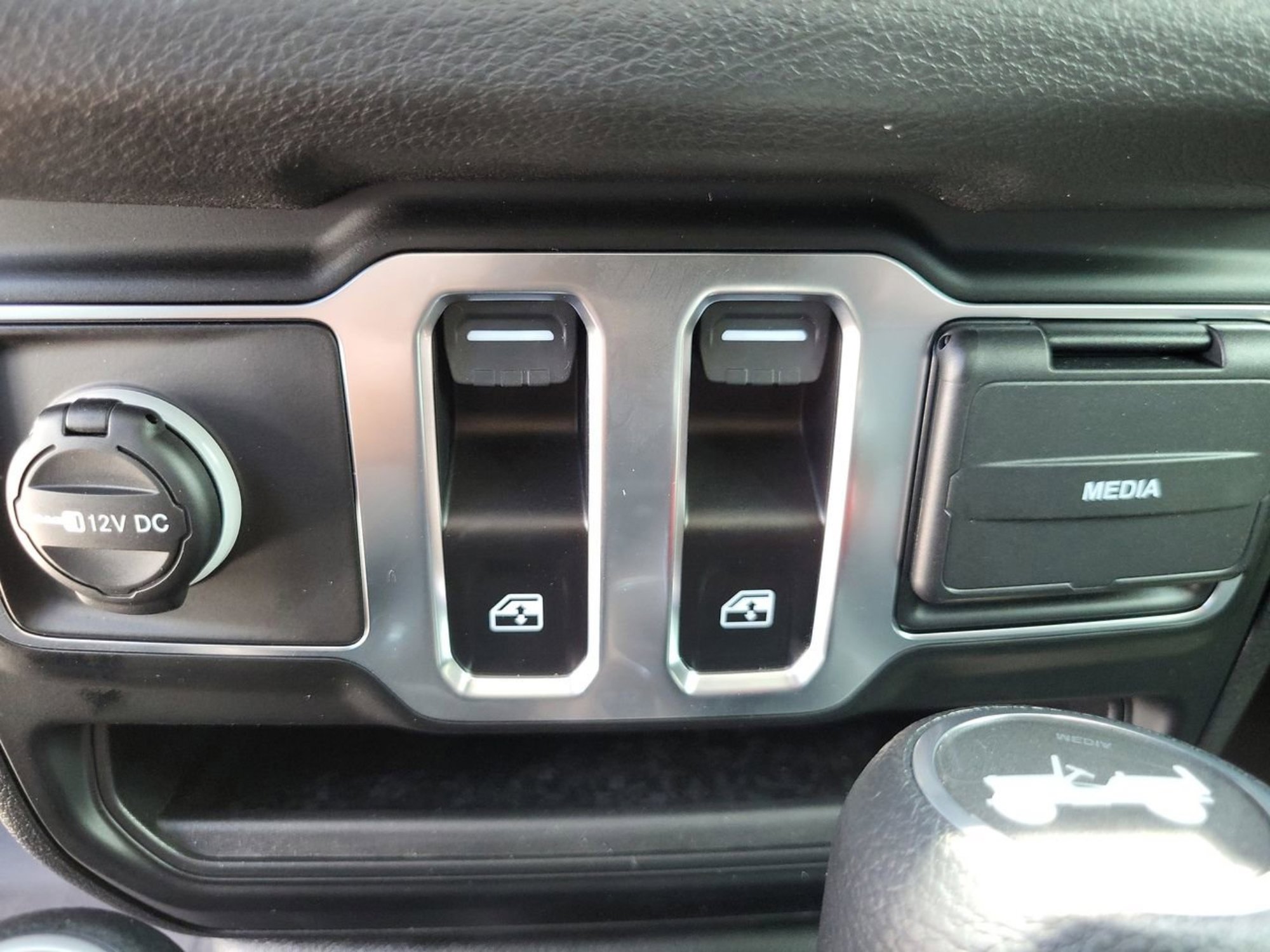 New 2025 Jeep Wrangler Sport image 10