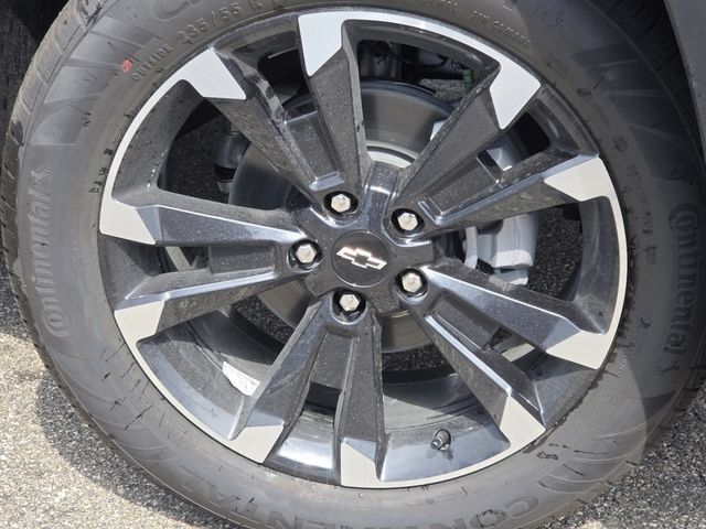 New 2027 Chevrolet Equinox RS w/ Safety and Technology Package FWD image 10