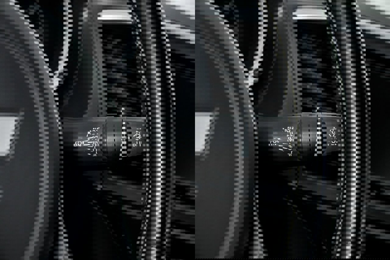 Used 2015 Mitsubishi Lancer Evolution GSR image 28