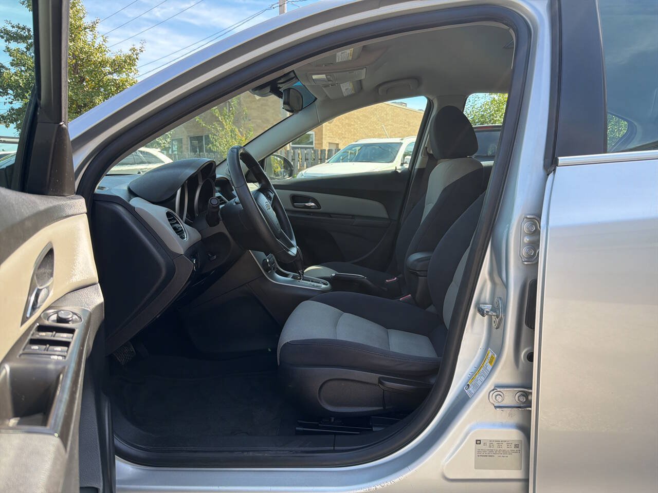 Used 2012 Chevrolet Cruze LS w/ Connectivity Package FWD image 18