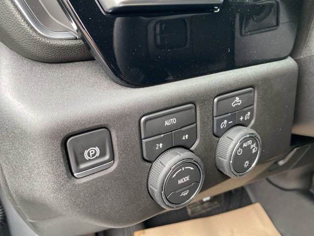 New 2026 Chevrolet Silverado 1500 LT w/ Convenience Package II image 24