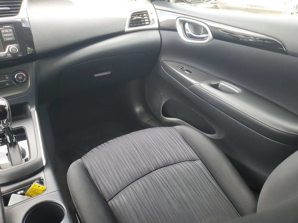 Used 2017 Nissan Sentra SV FWD image 23