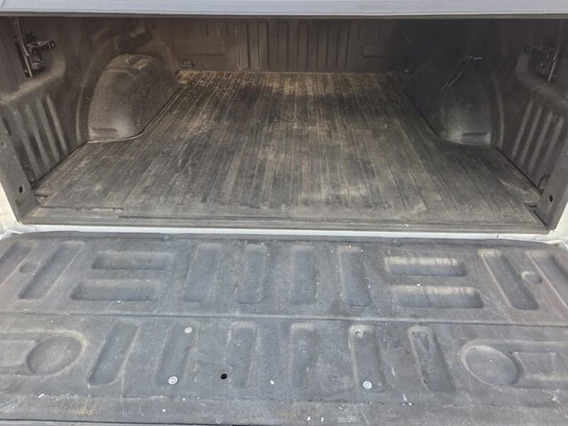 Used 2020 Ford F150 Lariat image 11