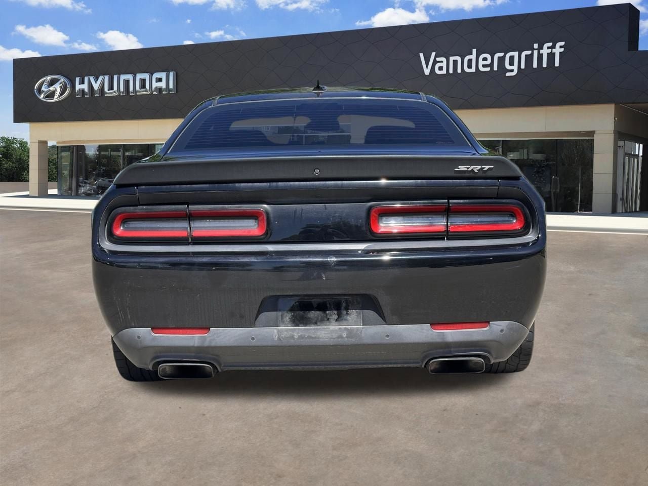 Used 2016 Dodge Challenger SRT Hellcat image 11