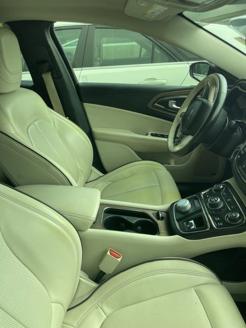 Used 2016 Chrysler 200 C w/ Premium Group image 8