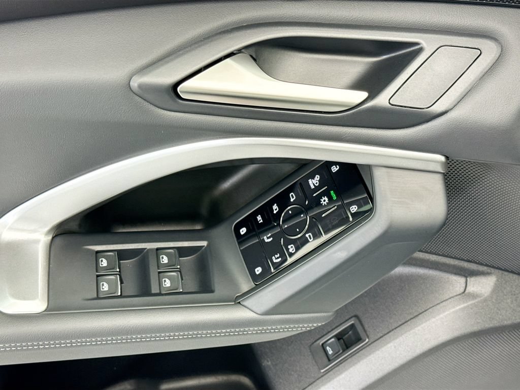 Certified 2025 Audi Q5 Premium Plus w/ Premium Plus AWD/4WD image 22
