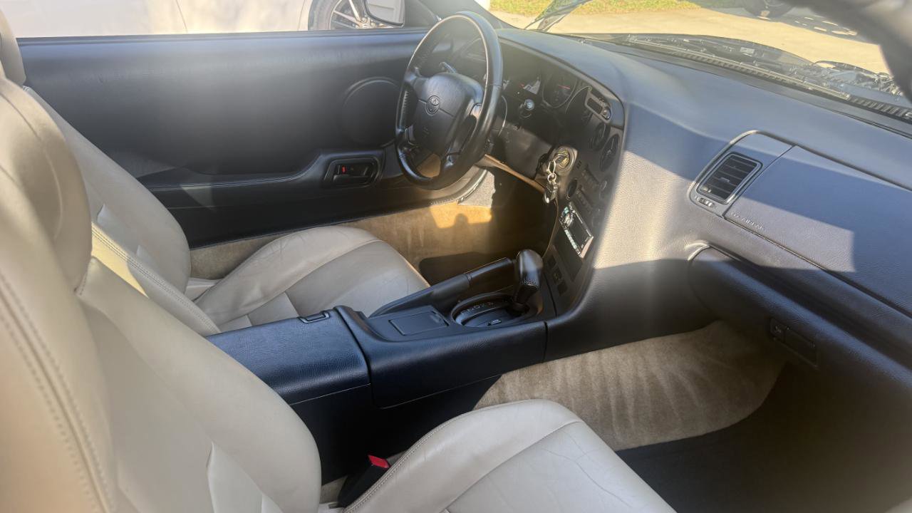 Used 1994 Toyota Supra Turbo RWD image 3