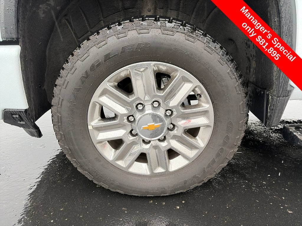 Used 2026 Chevrolet Silverado 3500 High Country w/ High Country Premium Package AWD/4WD image 28