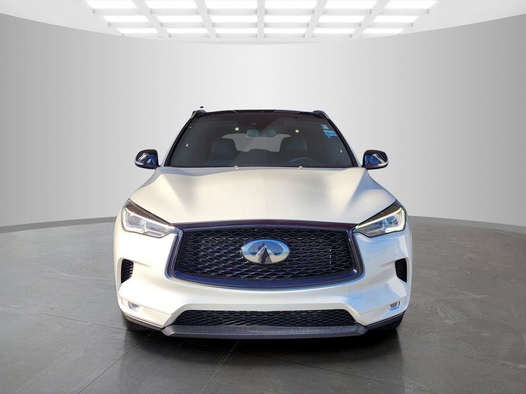 Used 2022 INFINITI QX50 Luxe w/ Appearance Package FWD image 2