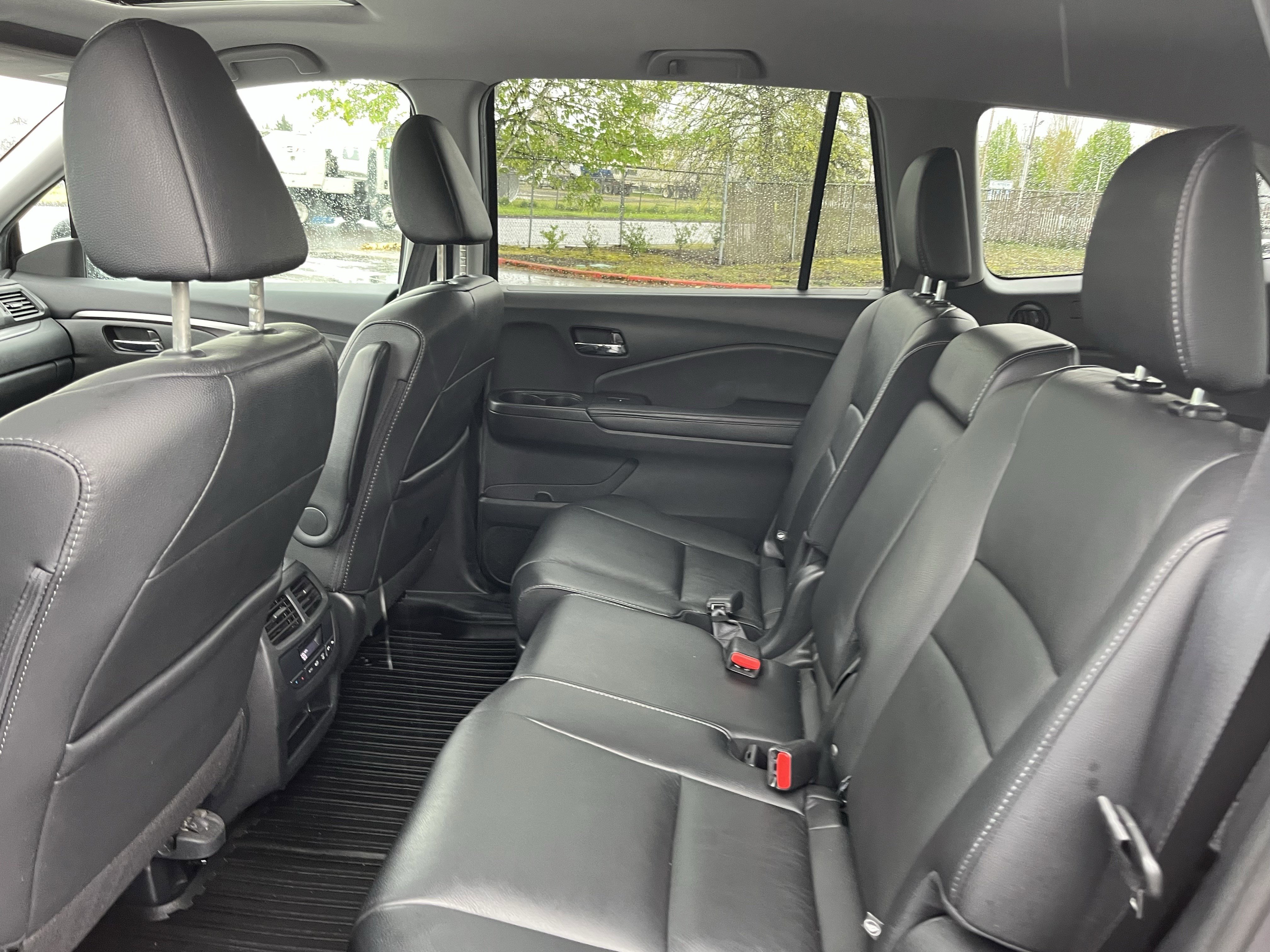 Used 2018 Honda Pilot EX-L image 11