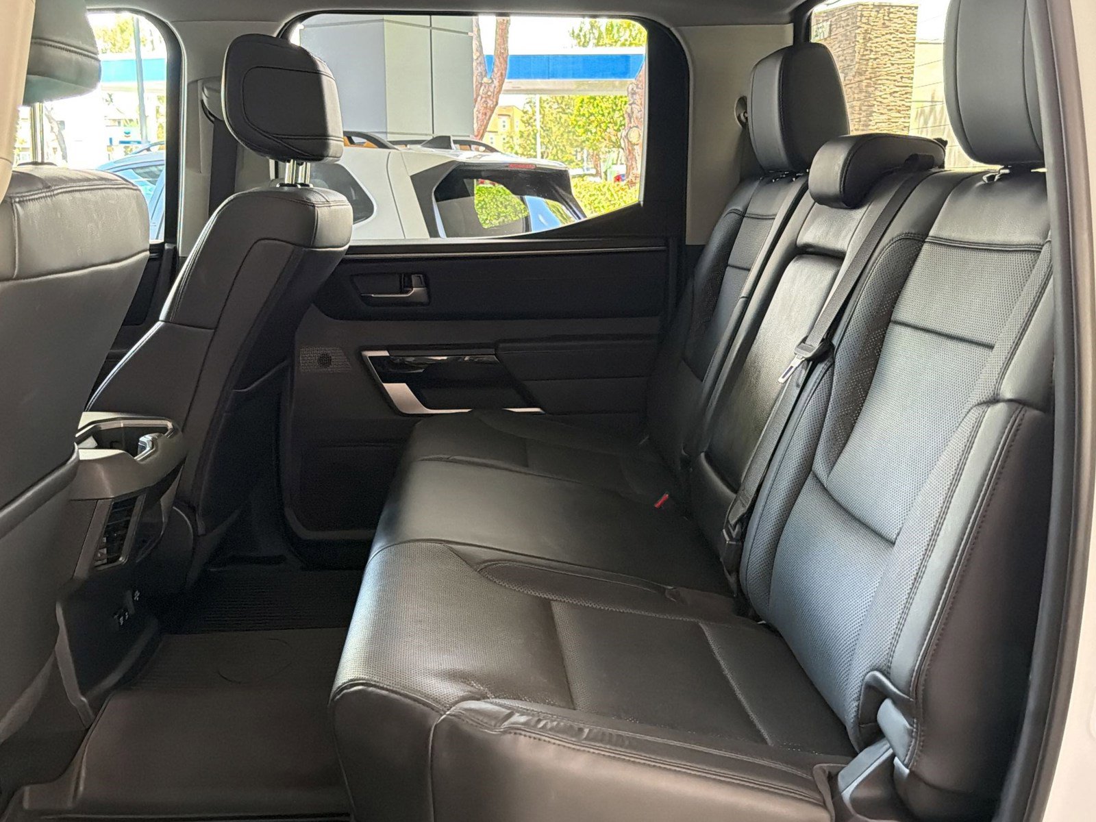 Used 2024 Toyota Tundra Limited AWD/4WD image 26