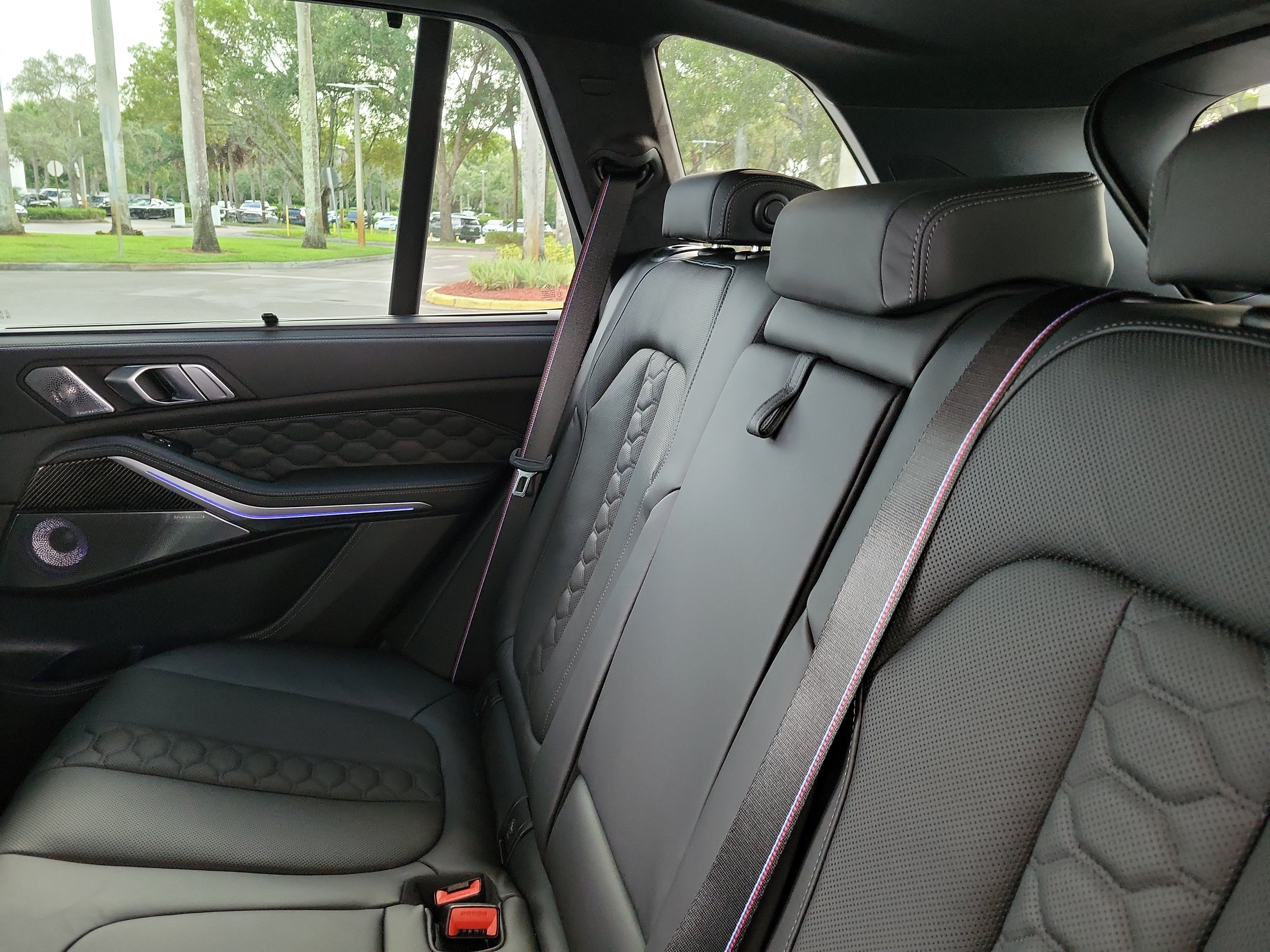 New 2026 BMW X5 M Competition w/ Executive Package AWD/4WD image 8